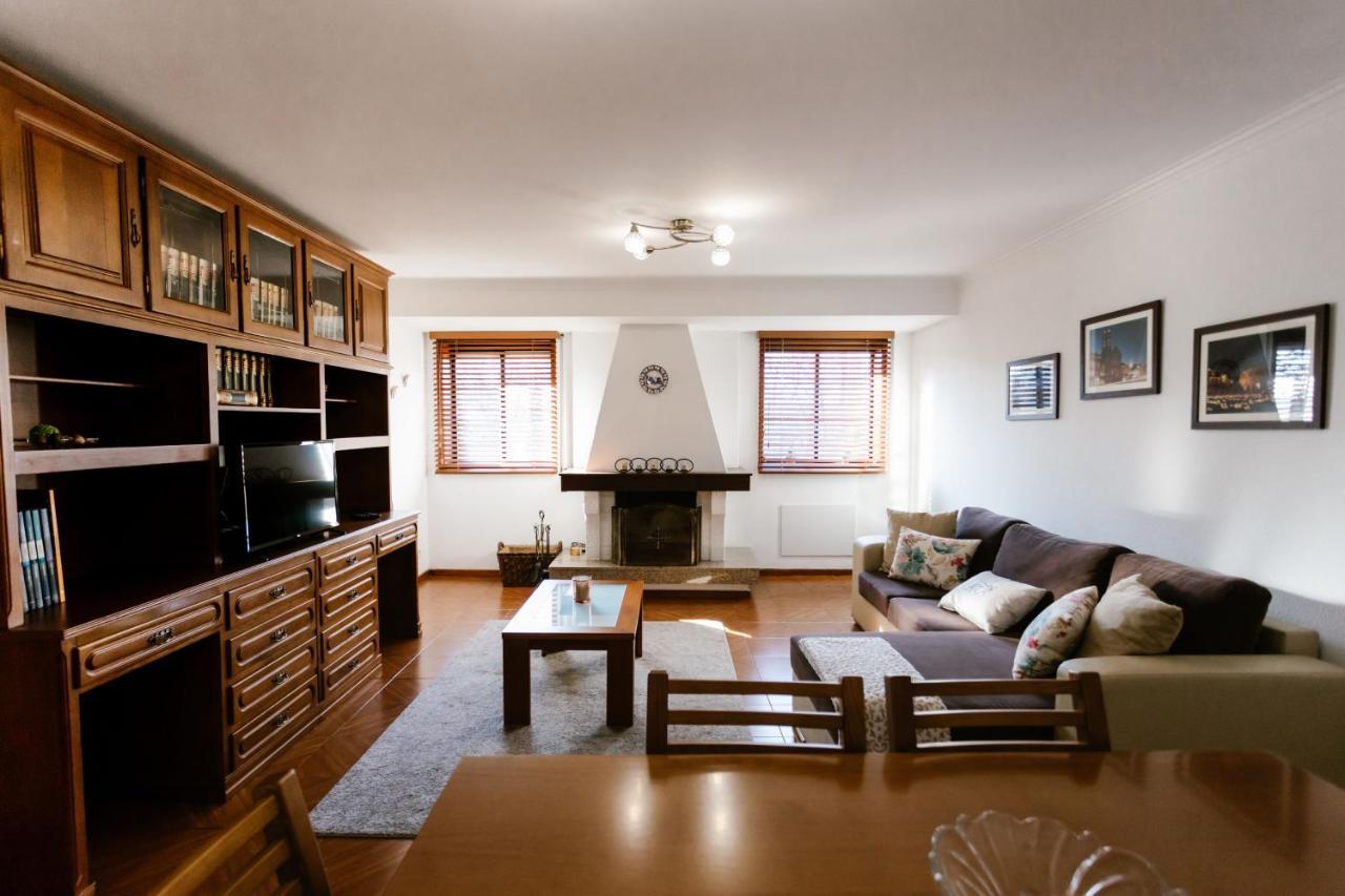 Castle Apartment 吉马良斯 外观 照片